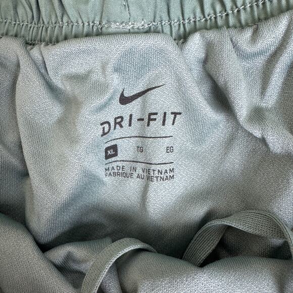 Nike Sage Green Dri-Fit Running Shorts Women's Size XL - Picture 4 of 8
